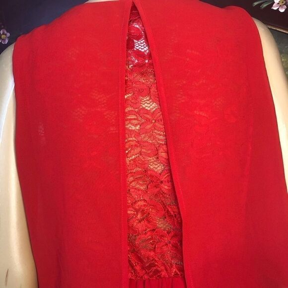 Sweet Storm Woman’s Red Lace MIDI Dress M NWOT - Picture 7 of 9